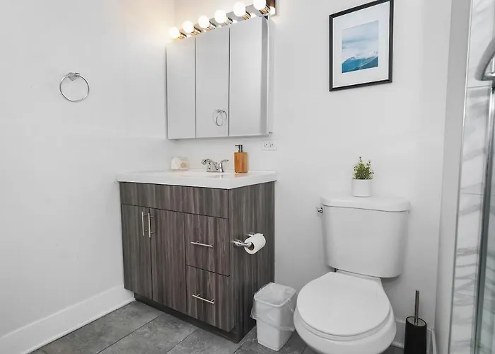 Apartment Mccormick Place Modern 2br Loft In Downtown Michigan Avenue With Optional Parking Near Soldier Field *