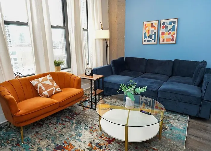 Mccormick Place Modern 2br Loft In Downtown Michigan Avenue With Optional Parking Near Soldier Field Apartment Chicago